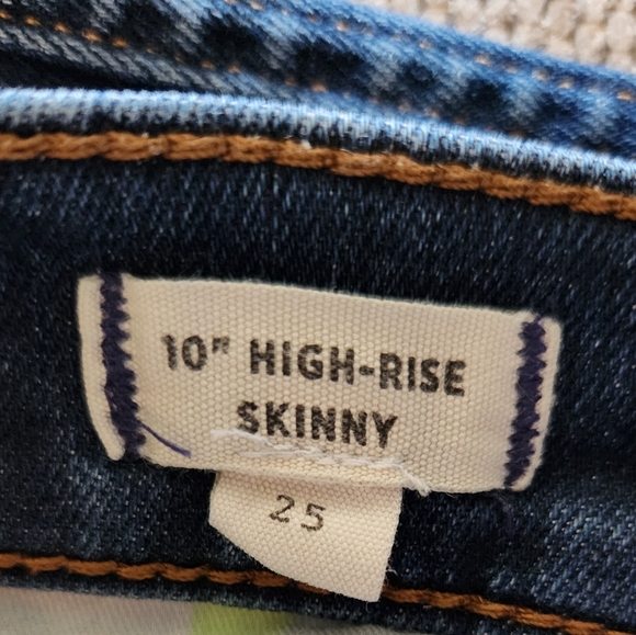 MADEWELL 10" HIGH-RISE SKINNY JEANS - Picture 6 of 6